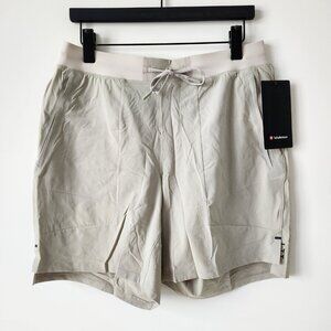 NWT LULULEMON RWLI Beige License To Train Shorts 7" Linerless Men's Small